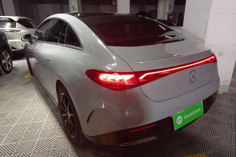 Used Mercedes-Benz EQE 2022 350 Pioneer Edition
