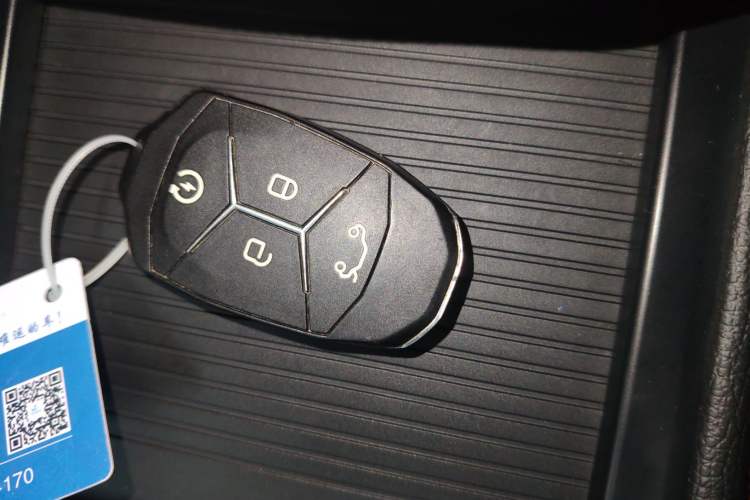 Used Lynk & Co 02 2019 1.5T DCT Two-Wheel Drive Pro Edition China VI Standard
