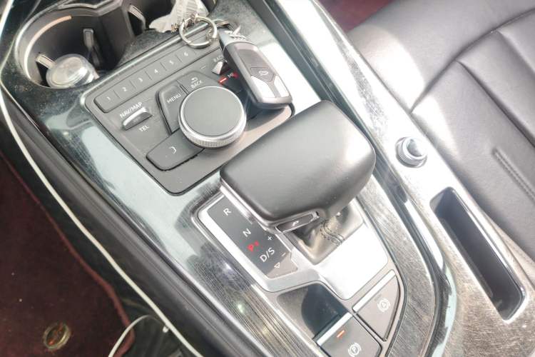 Used Audi A4L 2018 30th Anniversary Edition 40 TFSI Trendy Model