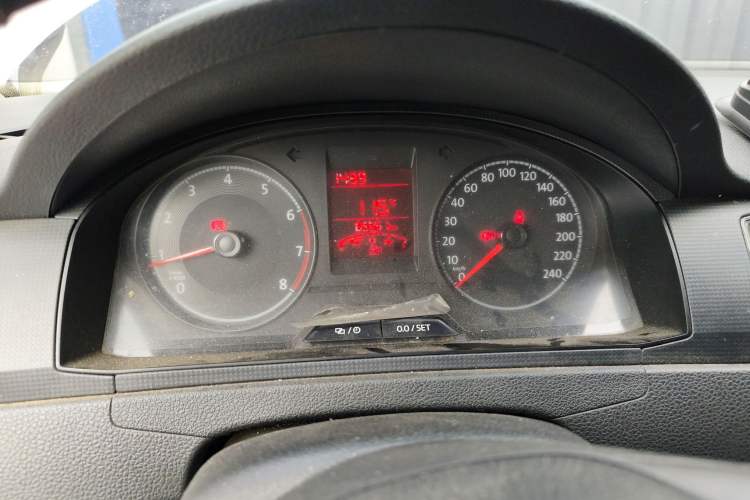 Used Volkswagen Santana 2016 1.6L Manual Fashion Edition