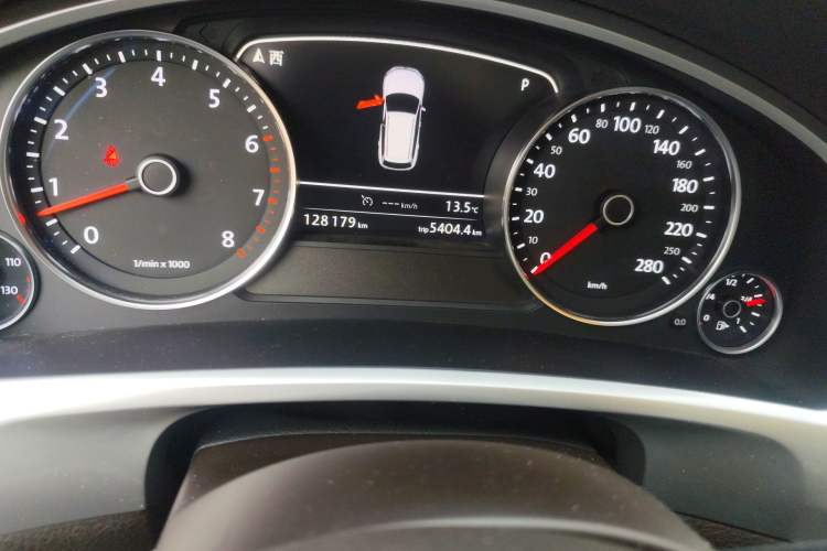 Used Volkswagen Touareg 2011 3.0 TSI High-End Version