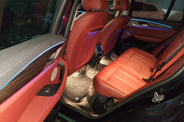 Used BMW X3 2023 Restyled xDrive30i Leading Edition M Night Sky Package Left Rear Seat