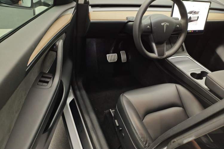 Used Tesla Model Y 2022 Performance High-Performance All-Wheel-Drive Version