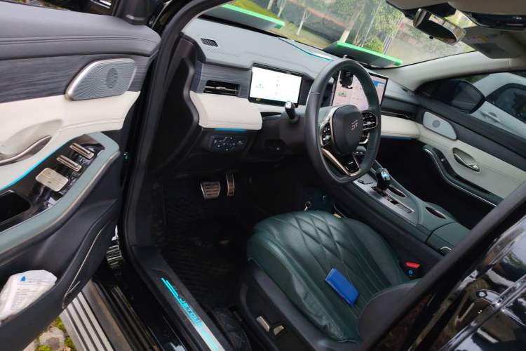 Used JETOUR Shanhai L9 2024 1.5TD 2DHT Pro 7-Seater