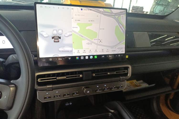 Used Chery Fulwin X3L 2025 Model 205 All-Wheel Drive High-Energy Edition
