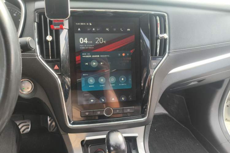 Used Roewe RX5 2018 20T Two-Wheel Drive Automatic Internet Smart Edition