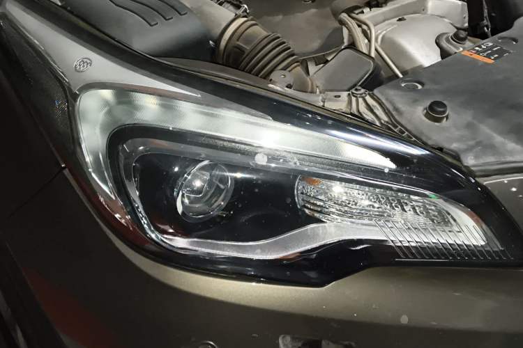 Used Buick Envision 2017 28T Four-Wheel Drive Elite Model