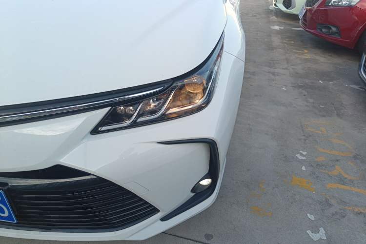 Used Toyota Corolla 2021 Dual-Motor 1.8L E-CVT Elite Edition