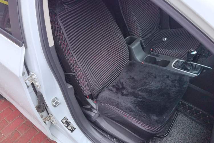 Used Chevrolet Cavalier 2016 1.5L Manual Enjoyment Edition Right Front Seat