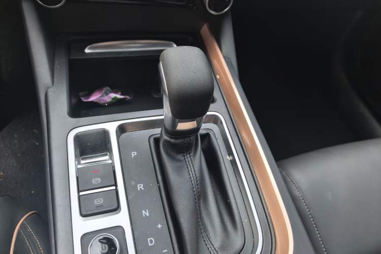 Used Chery Arrizo 5 PLUS 2023 1.5L CVT New Dynamic Version Gear Lever