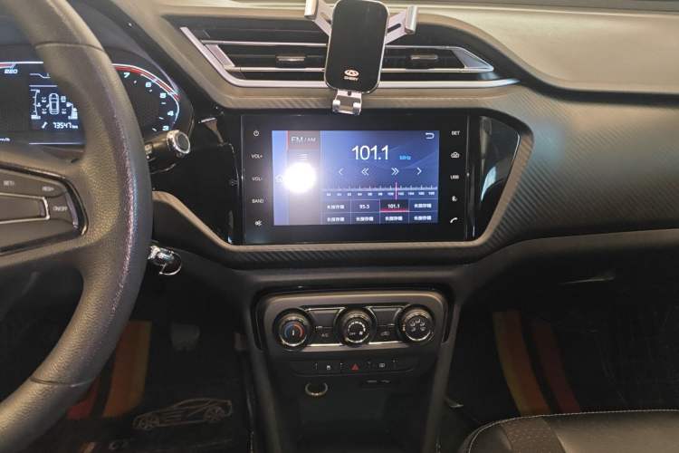 Used Chery Tiggo 3X 2018 1.5L Manual Elite Edition Audio And AC Panel