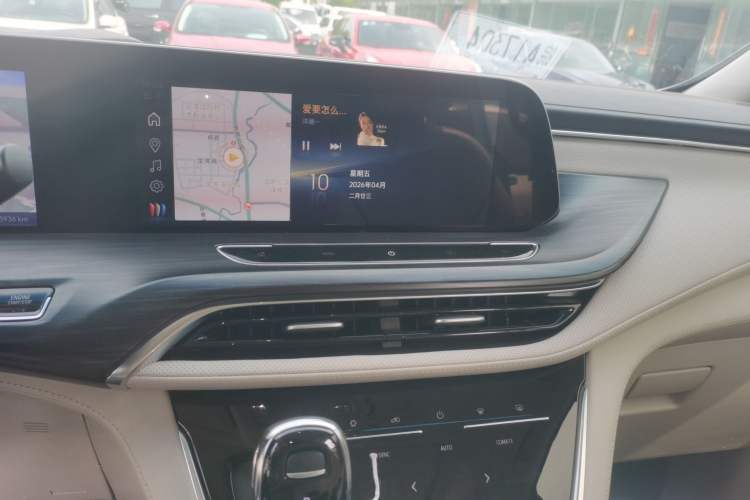 Used Buick GL8 2023 ES Lu Zun Comfort Model Audio And AC Panel