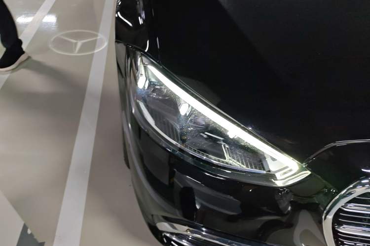 Used Mercedes-Benz S-Class 2021 S 400 L Business Model Right Front Headlight