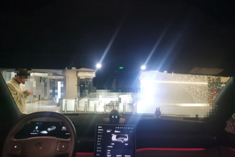 Used Nio EC6 2024 75 kWh
