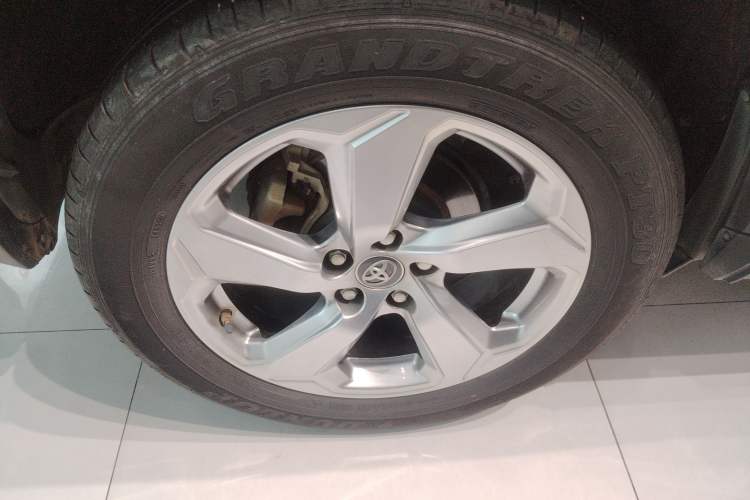 Used Toyota RAV4 2020 2.0L CVT Two-Wheel Drive Fashion Edition