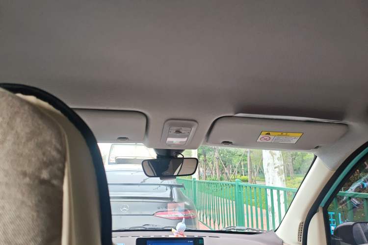 Used Wuling Hongguang MINIEV 2025 Four-Door Version Premium Edition Headliner