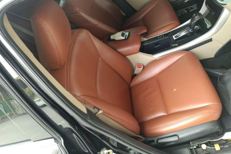 Used Honda Accord 2014 2.0L LX Comfort Edition Right Front Seat