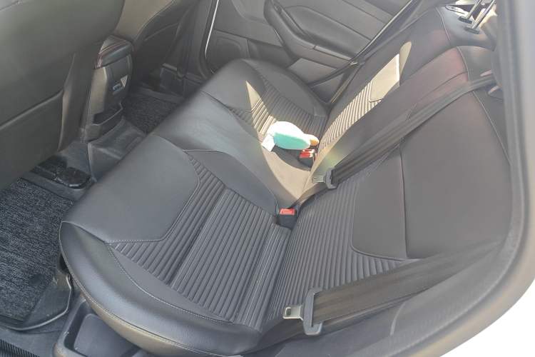 Used Ford Focus 2018 Hatchback Classic 1.6L Automatic Trendy SmartDrive Edition