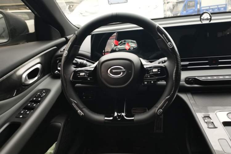 Used GAC Trumpchi EMPOW 2025 270T DCT Yingbao R-Style Dynamic Edition Steering Wheel