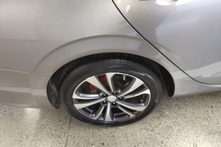 Used CHANGAN Eado 2020 PLUS Blue Whale NE 1.4T GDI DCT Flagship Model Right Rear Wheel Hub
