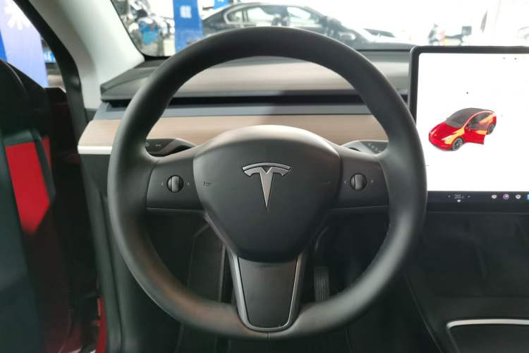 Used Tesla Model Y 2021 Long-Range All-Wheel-Drive Version