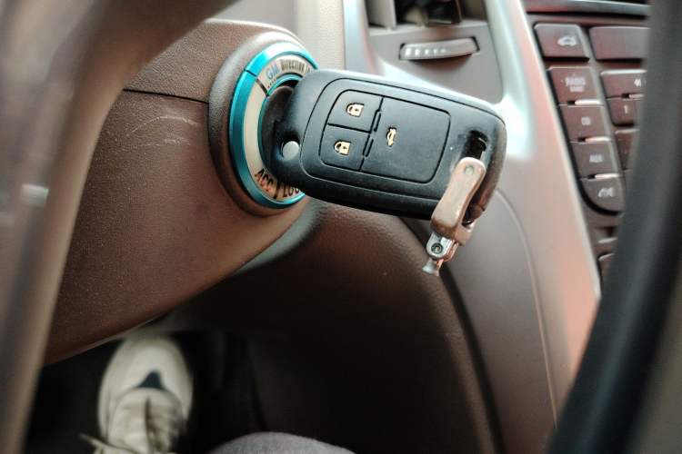 Used Buick GT 2013 GT 1.6L Manual Entry-Level Model Vehicle Key