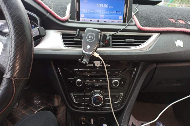 Used Changan Alsvin V7 2016 1.6L Manual Enjoyment Model China V Standard
