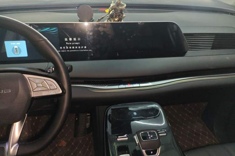 Used FORTHING Xinghai V9 2024 1.5TD 200km Chinese Knot Series Luxury Version
