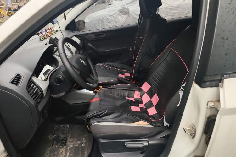 Used Skoda Fabia 2016 1.4L Automatic Car Enjoy Edition