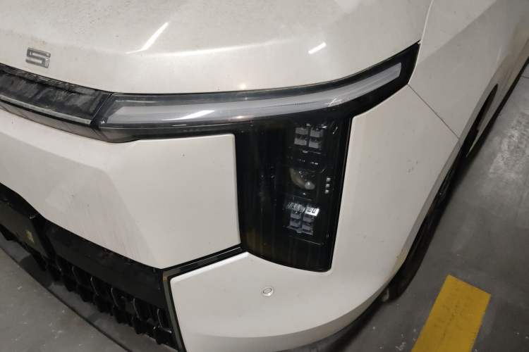 Used SAIC MAXUS Dajia 7 2024 Revised Version Super Hybrid Long-Range Edition Enjoyment Version Left Front Headlight