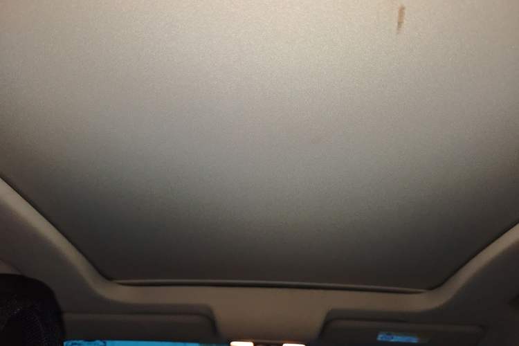 Used JMC Yusheng S330 2016 1.5L GTDi Automatic Two-Wheel Drive Prestige Edition Headliner