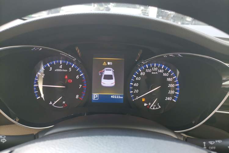 Used Venucia D60 2018 1.6L CVT Smart Connect Elite Edition