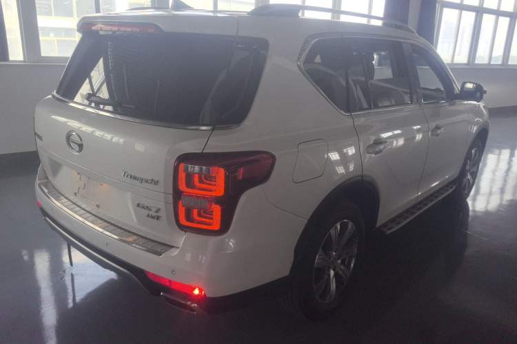 Used GAC Trumpchi GS7 2017 320T Two-Wheel-Drive Luxury Smart Connectivity Model