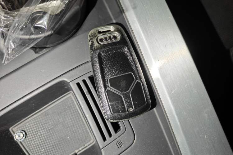 Used Audi A4L 2020 40 TFSI Luxury Dynamic Model
