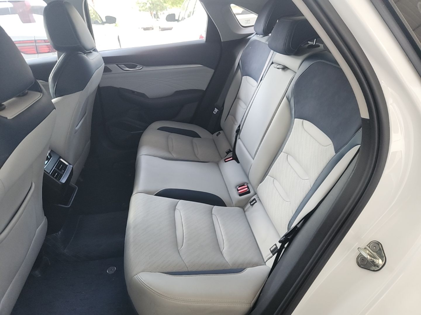 Geely Auto Preface 2021 Revised Version 2.0TD Luxury Edition — снимка 20