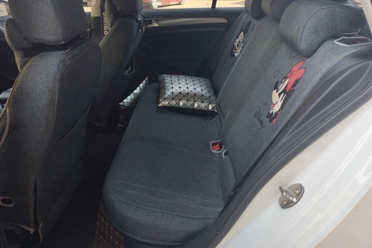 Used Volkswagen Golf 2015 1.6L Automatic Fashion Model Left Rear Seat