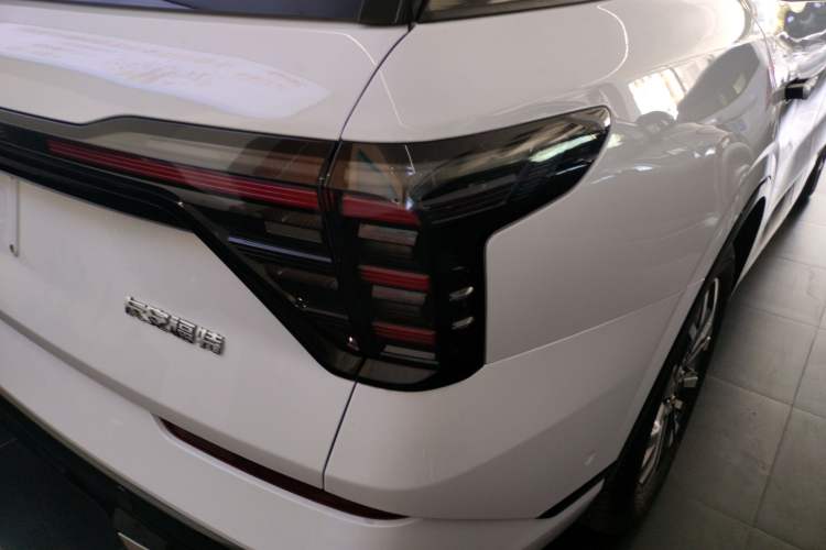 Used Ford Edge 2023 Ford Explorer L 2.0T EcoBoost Four-Wheel Drive 7-Seater Supreme Model
