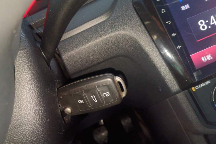 Used Volkswagen Jetta 2017 1.5L Manual Fashion Edition
