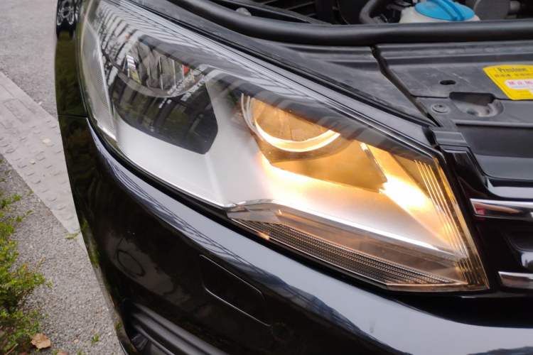 Used Volkswagen Touareg 2011 3.0 TSI Standard Version