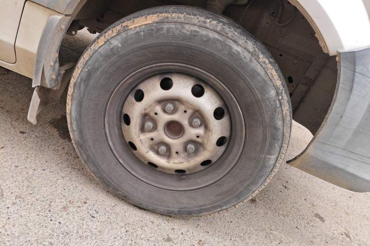 Used Foton Toano 2020 2.5T Manual Tongtu Short Wheelbase Mid-Roof 5/6-Seater 4J25TC3