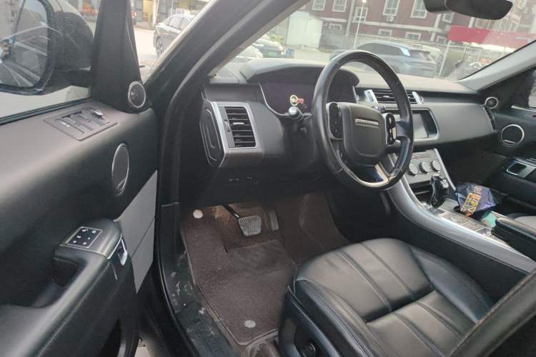 Used Land Rover Range Sport 2017 3.0 SC V6 SE Driver Seat