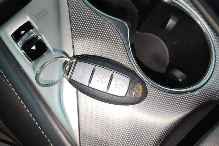 Used Infiniti Q50L 2016 2.0T Ambition Edition