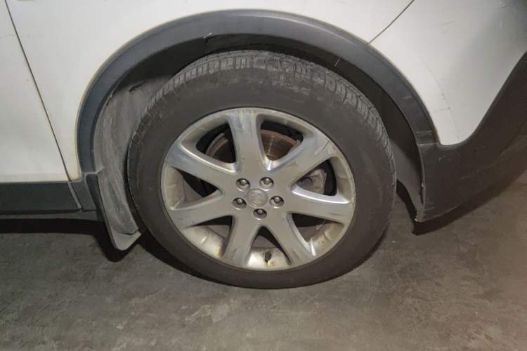 Used Buick Encore 2015 1.4T Automatic Two-Wheel Drive Urban Elite Version
