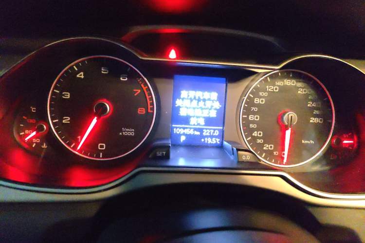 Used Audi A4L 2013 35 TFSI Automatic Standard Model Instrument Cluster