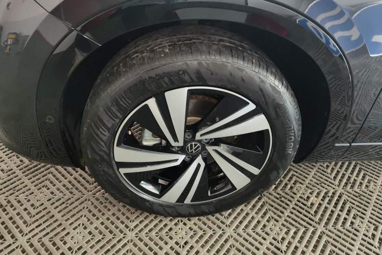 Used Volkswagen Tavendor 2023 380TSI Four-Wheel Drive R-Line Cruise Edition