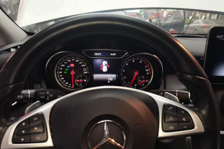 Used Mercedes-Benz GLA 2019 GLA 200 Fashion Model