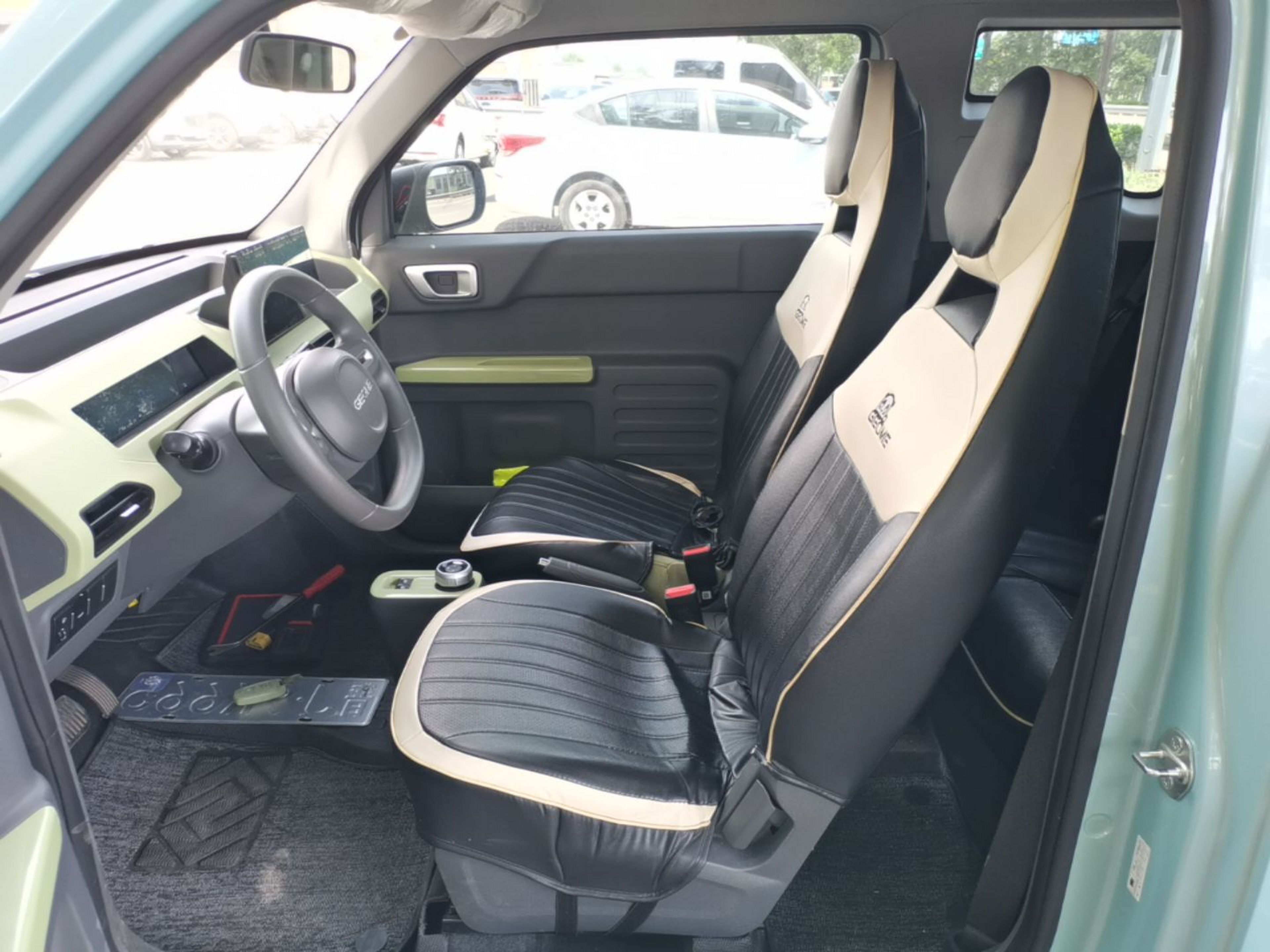 Interior delantero