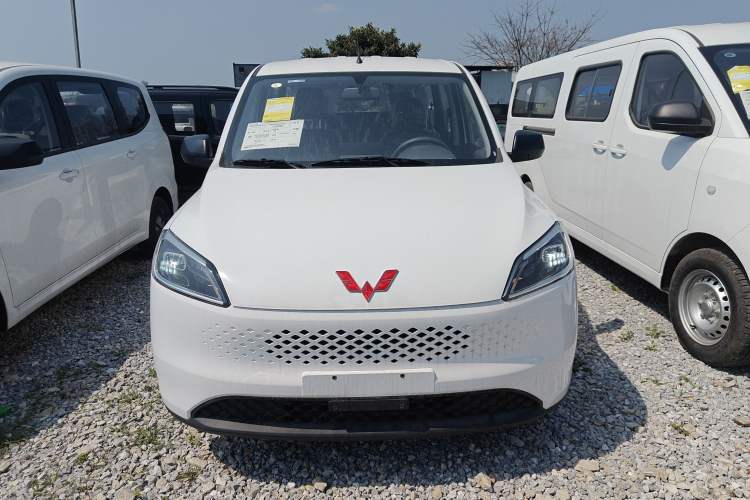 Used Wuling Hongguang New Energy 2025 Extended-Range Hybrid 50KM Comfort Version