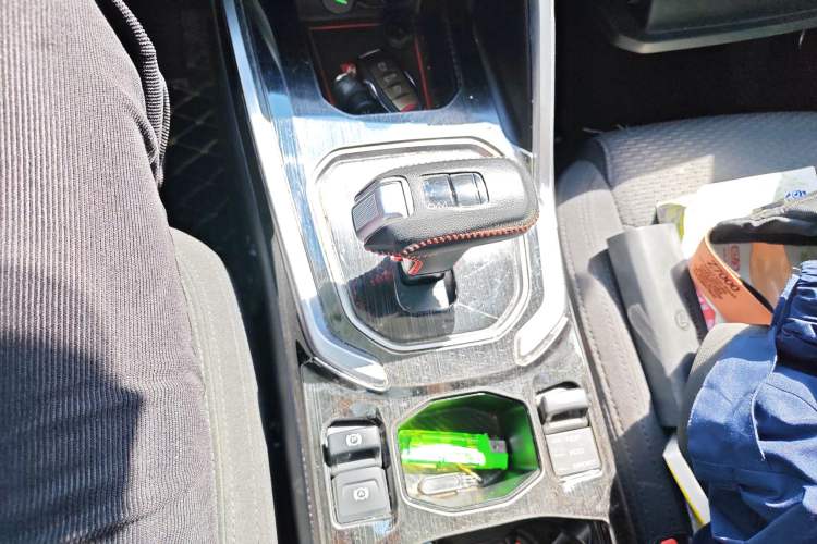 Used Haval H6 2017 Red-Label 1.3T Automatic Two-Wheel Drive Fashion Edition