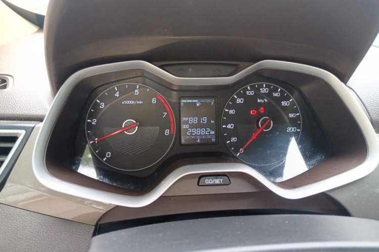 Used Baojun 310W 2017 1.5L Manual Comfort Version China V
